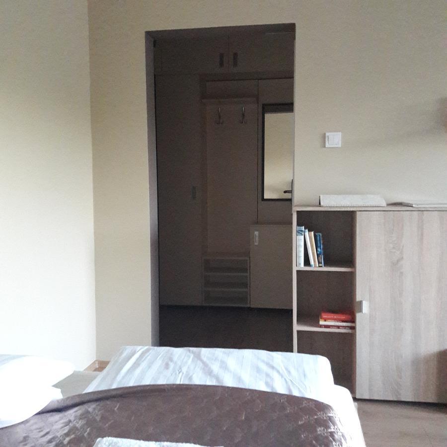 Studio 18 Apartman Kazincbarcika Exterior foto